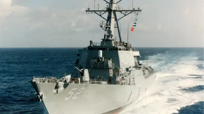Tàu chiến USS Barry