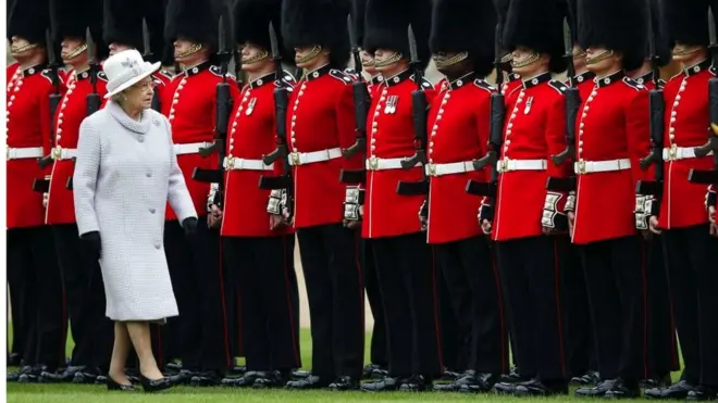 королева на параде