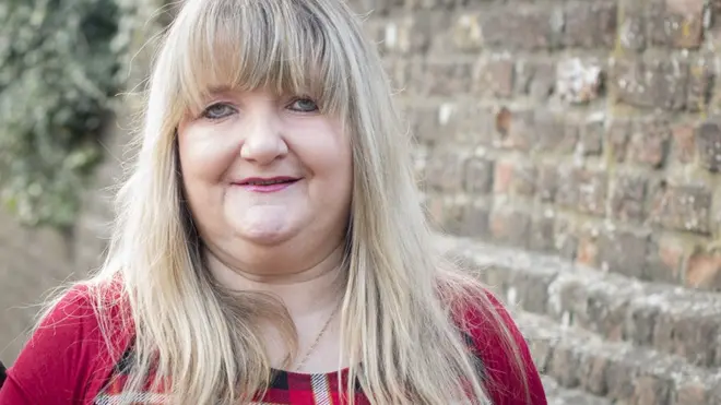 Rachel Burns se encontró de un día para otro con una carrera de 21 años perdida.