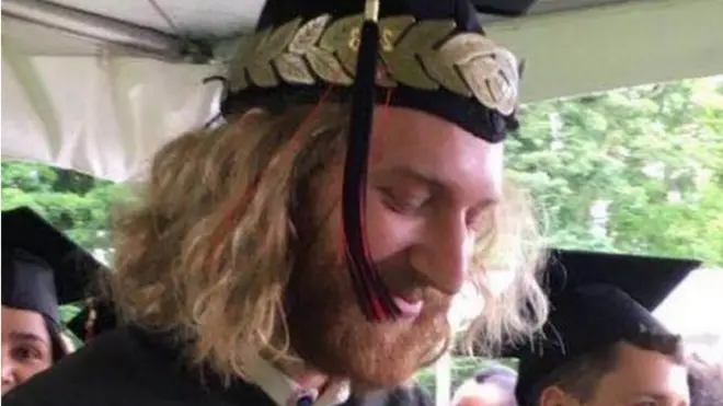 Oleh ibunya, Taliesin Myrddin Namkai-Meche disebut "bintang yang bersinar terang".