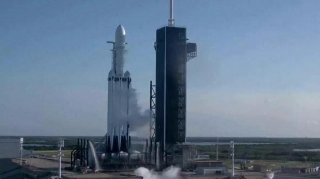 أحرزت شركة سبيس إكس تقدماً ملحوظاً في مجال الصواريخ القابلة لإعادة الاستخدام الذي سيوفر الكثير على رحلات الفضاء وسيحرز تقدماً مجال الاستكشاف الفضائي.