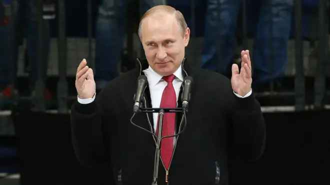 Путин дал старт дискуссиям о новой налоговой системе России