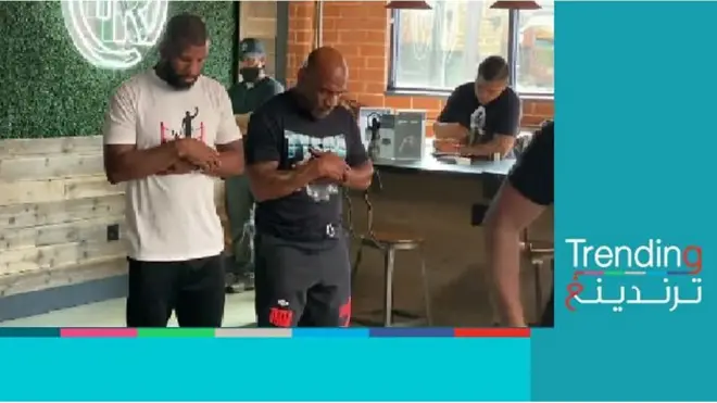 الأسطورة مايك تايسون يصلي مع الملاكم السويدي بادو جاك