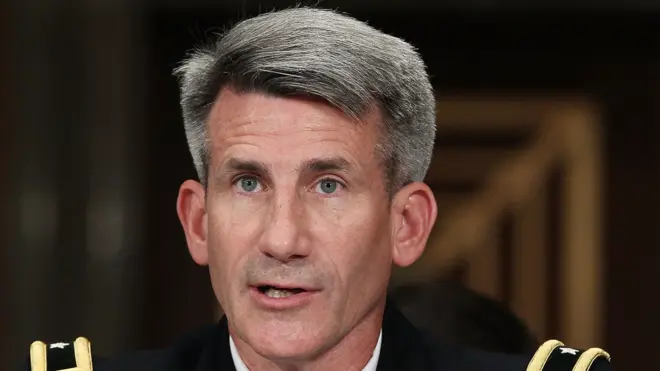 جنرال نیکولسن وايي، د افغان ځواکونو د مشرتابه ستونزه د پولیسو په لیکو کې ډېره او د ملي اردو په لیکو کې تر دې یو څه کمه ده.