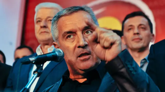 По предварительным данным, партия премьер-министра Мило Джукановича получила 40% голосов