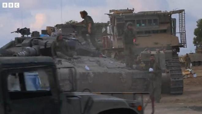 イスラエル、ガザ境界に部隊集結　「自分だけ生き残った」ガザ市民　BBC現地報告
