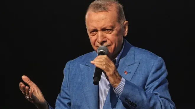Turkish President Recep Tayyip Erdogan addresses supporters at the AK Party's 'Great Istanbul Rally' on May 7, 2023 in Istanbul, Turkey