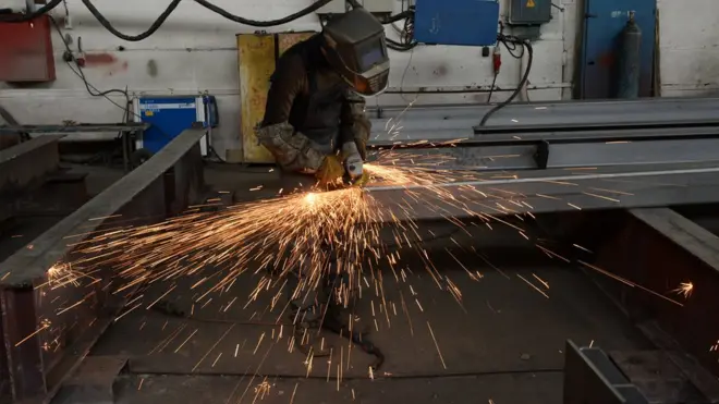 В июле настроения в российской промышленности ухудшились