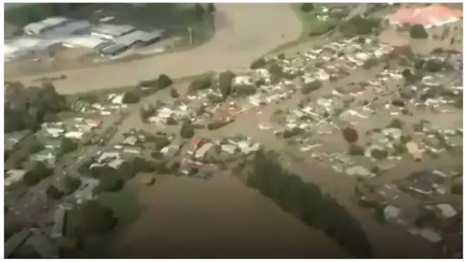 නගරවාසීන් සියලුදෙනාම ඉවත්කර වෙනත් ආරක්‍ෂිත ස්ථාන කරා