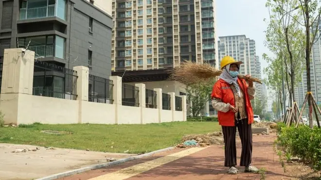 一名街道清潔工