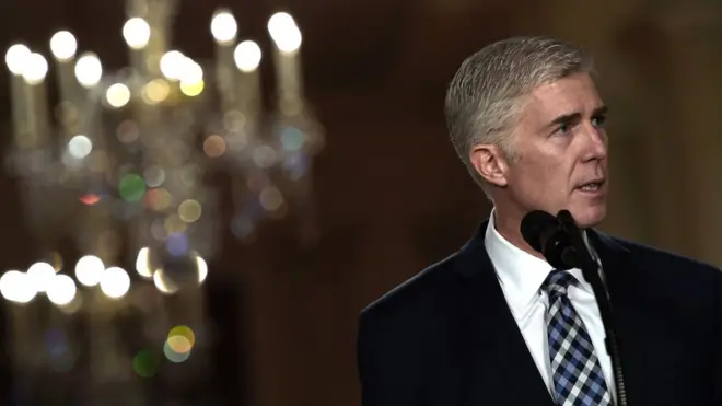 Нил Горсач служит в Апелляционном суде десятого округа США