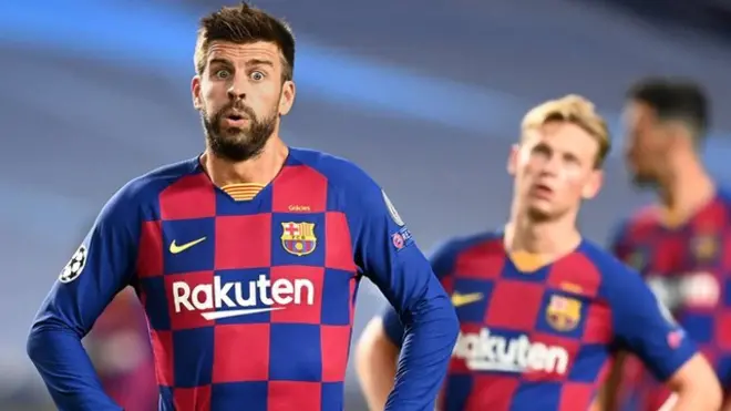 Gerard Pique (left)