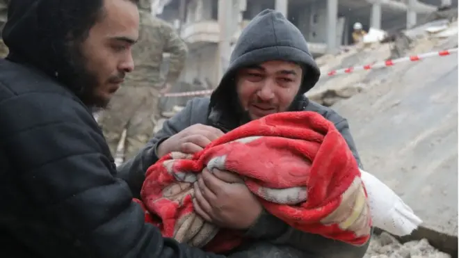 زلزال تركيا وسوريا