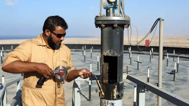 El precio del crudo se ha recuperado tras el acuerdo entre países OPEP con otros productores.