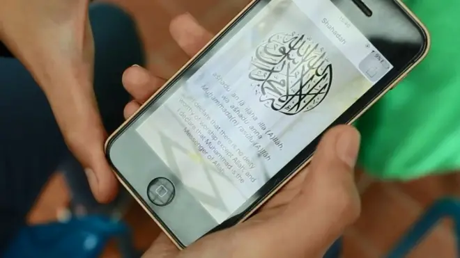 在較為自由的香港，人們得以了解宗教資訊