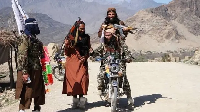 طالبانو وروستیو کې په مختلفو ولایتونو کې بریدونه ډېر کړي دي.