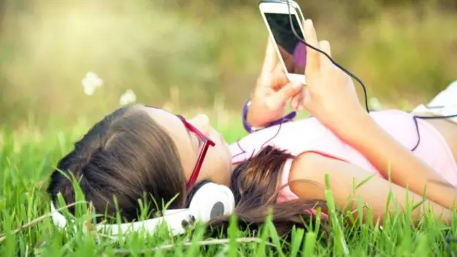 नेपाल इन्टर्नेट