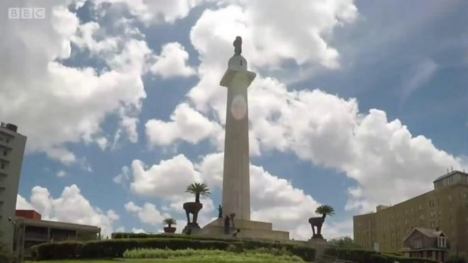 Confederate Statue in US