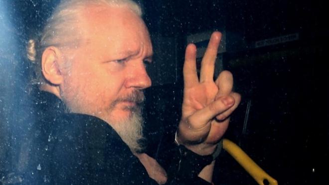 Основатель WikiLeaks Джулиан Ассанж арестован