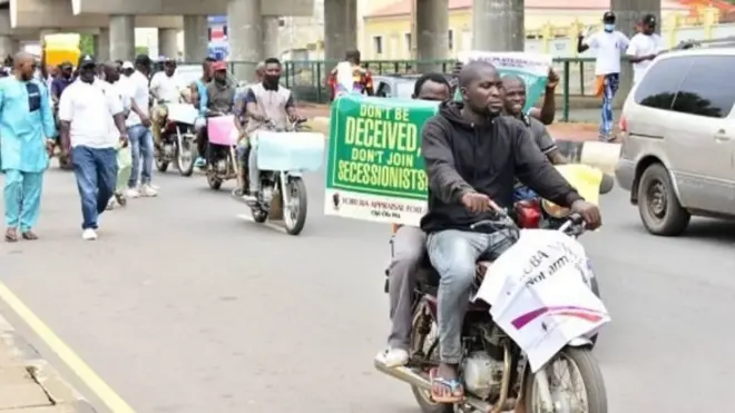 Awọn to n se iwọde tako iyapa Naijiria