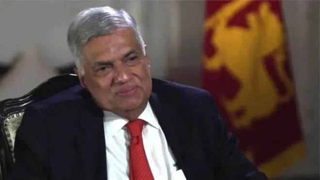 बीबीसी से बातचीत करते हुए