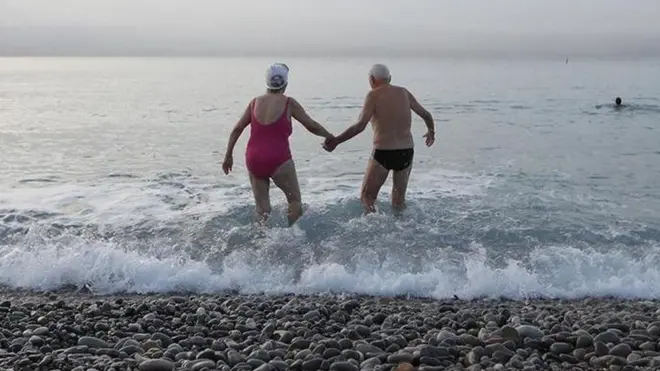 تداعيات "القنبلة الموقوتة للشيخوخة" على العالم