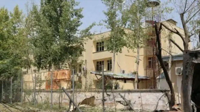 د تېر لمریز کال د وږي میاشت کې پر دغه پوهنتون له برید وروسته دغه پوهنتون تړلی و.