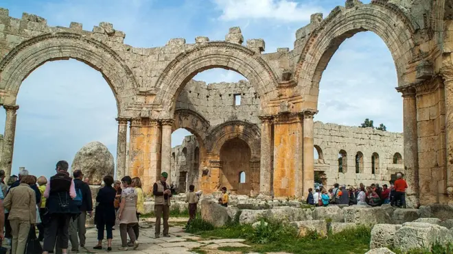 دير القديس سمعان العمودي في محافظة حلب من أبرز المواقع الاثرية في شمالي سوريا