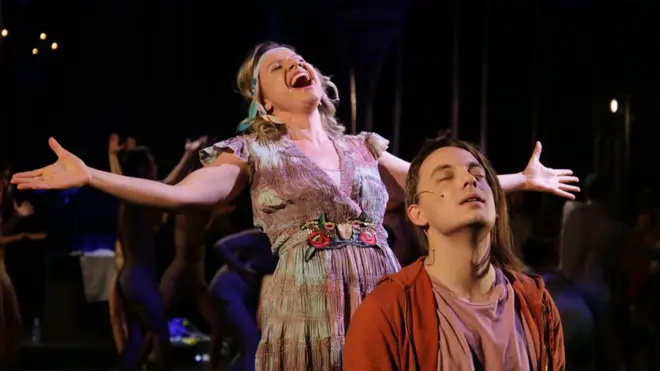 U novoj izvedbi predstave Kosa učestvuju i glumci Pozorišta za mlade iz Novog Sada