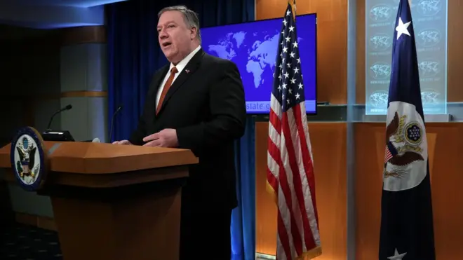 وزير الخارجية الأمريكي، مايك بومبيو، خلال مؤتمر صحفي عن إصدار التقرير السنوي عن حالة حقوق الإنسان.
