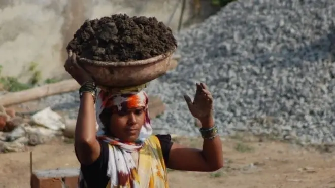 महिला मज़दूर