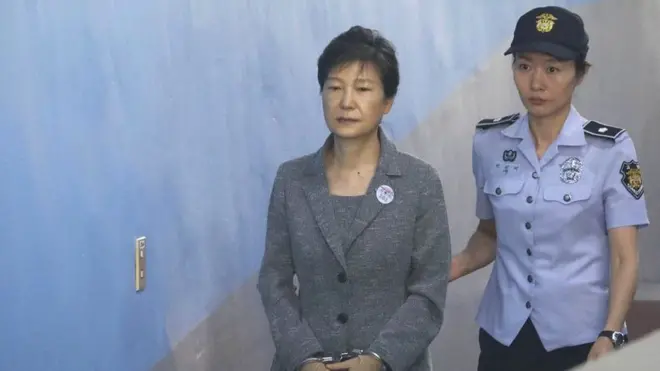 Cựu Tổng thống Park Geun-hye đang thực thi án tù giam 22 năm trước khi được ân xá