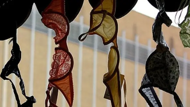 Ọtụtụ ụmụnwanyị amaghị enyocha ara ha nke ọma