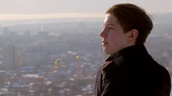 Спецпроект Би-би-си "Поколение Путина". История Стаса Савенко