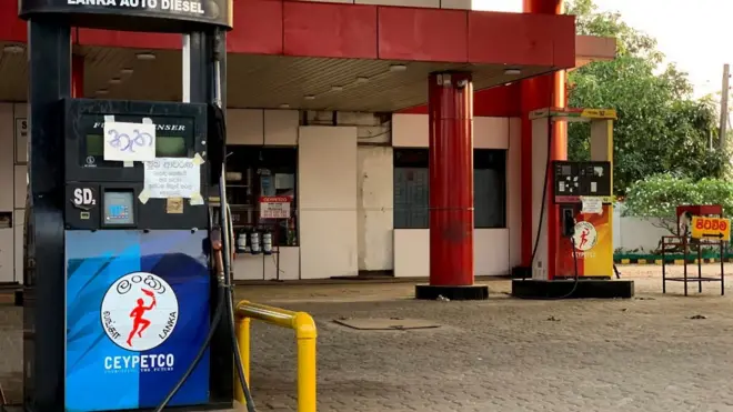 No fuel notice at a shed