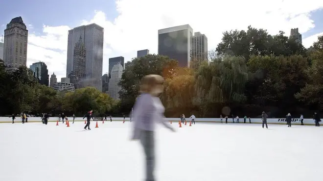 З-поміж іншого, влада міста розірве угоду про використання популярної ковзанки у Центральному парку
