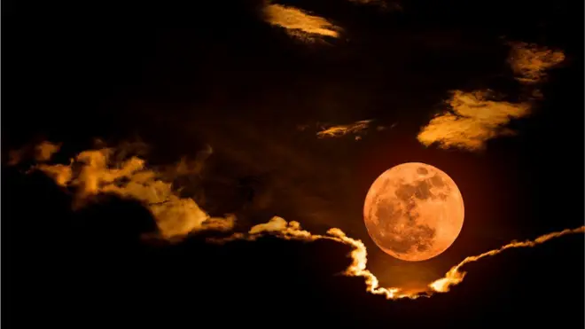 చంద్రుడు