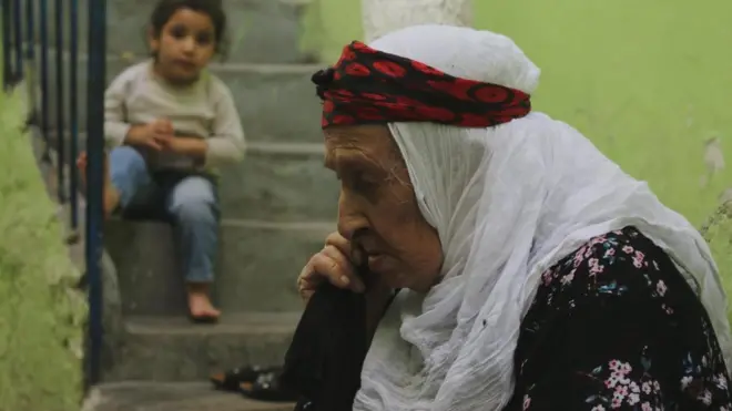 Şahe Nine'nin gerçek yaşı bilinmiyor.