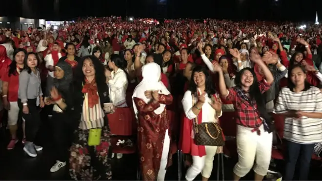 Sekitar 5.600 WNI hadir dalam acara di Asia World Expo.