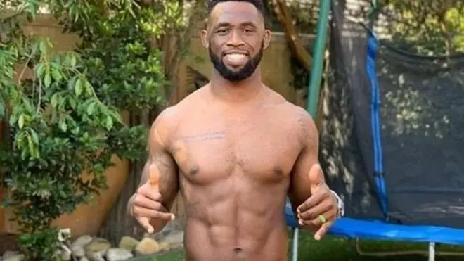 Kapten Springboks tim nasional rugby Afrika Selatan, Siya Kolisi juga ikut serta.