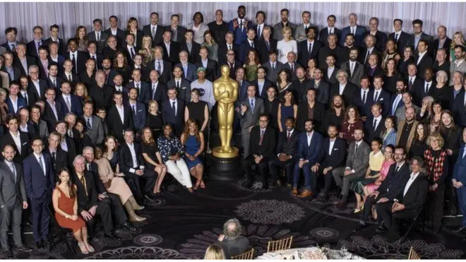 Para calon penerima piala Oscar dalam sesi foto bersama.