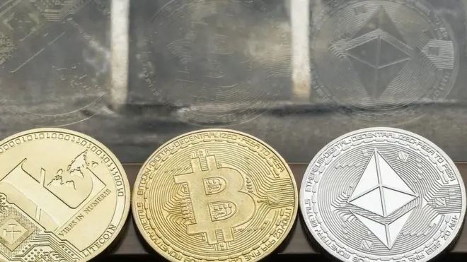 زاد الإقبال على العملات الرقمية في الفترة الأخيرة نظرا لما توفره من سرعة التعاملات المالية