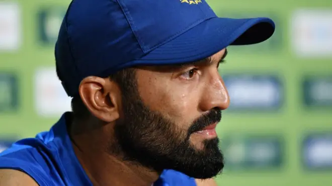 दिनेश कार्तिक