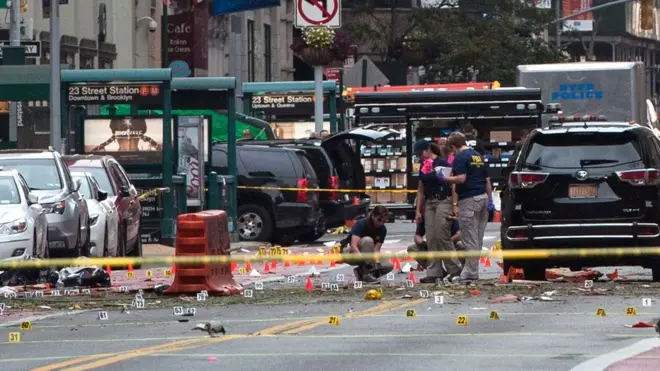 Бомбы были найдены на второй день после взрыва на Манхэттене, при котором пострадали 29 человек