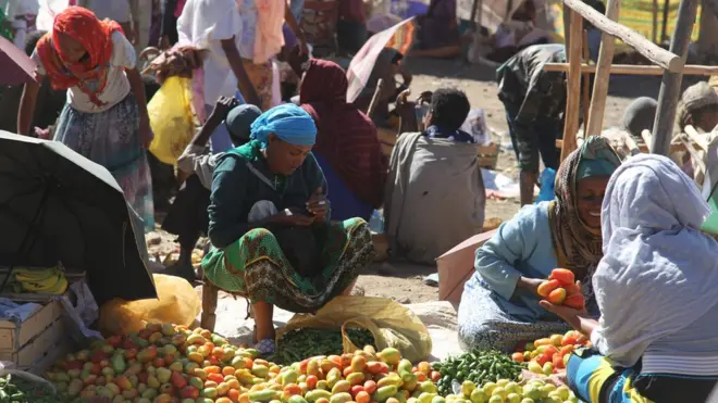 Gatiin qullubbiifi timaatima garmalee dabalu himama