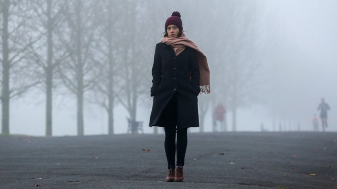 Avrupa'da arz, talep ve piyasa tarafında yaşanan gelişmeler yüzünden doğalgaz fiyatlarında bu yıl yüzde 600'e varan bir yükseliş yaşandı. Bu da bütün dünyayı bir enerji krizine sürükledi. Şimdiden iflas eden şirketler ve üretimini kesen fabrikalar var. Türkiye'nin de gaz ithalatı faturasının yüzde 30-35 artması bekleniyor. Uzmanlara göre bu yıl elektrik kesintileri yaşanabilir.