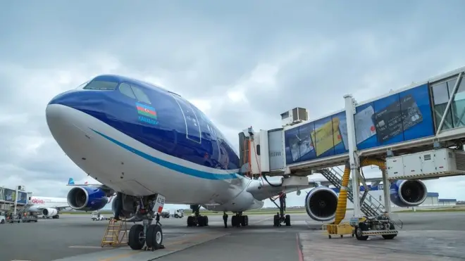 Təyyarə uçuşları evakuasiya