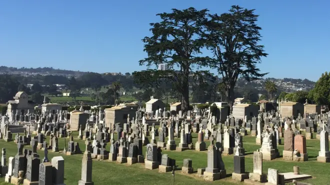 Colma tiene 17 cementerios (16 para seres humanos y uno para animales). (Foto: Beatriz Díez)