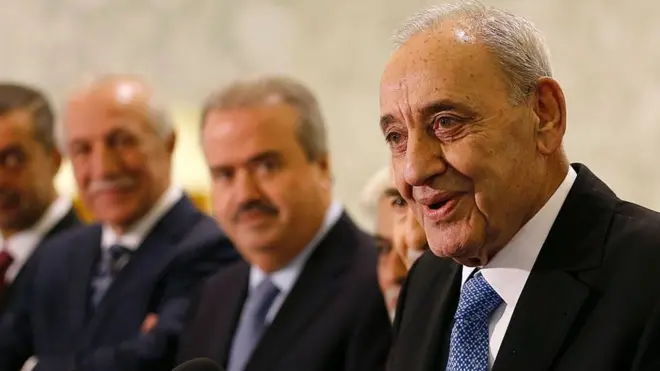 حركة أمل التى يتزعمها نبيه بري هي من الحركات المتحالفة مع حزب الله