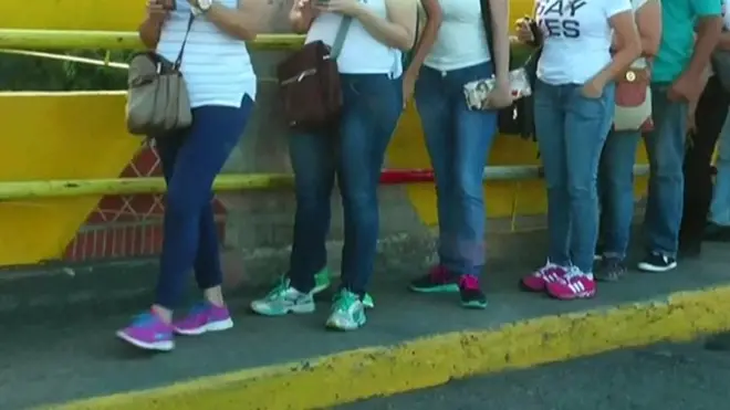 Очередь на границе